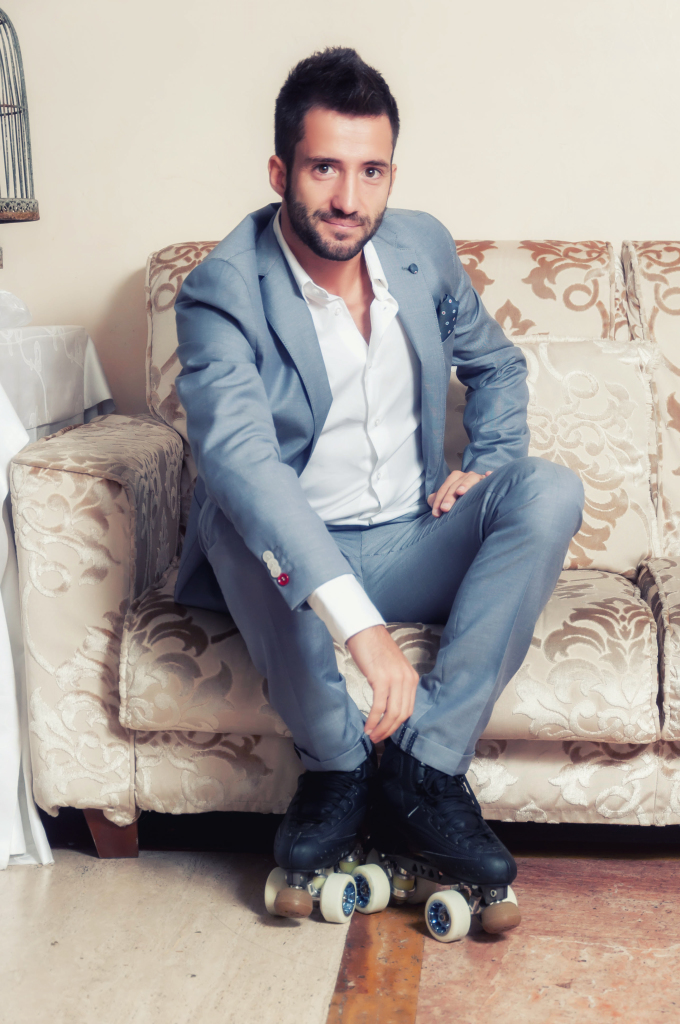 model: Alessandro Spigai photo: Giovanni Cingolani brand: Celluzzi uomo location: www.villailsogno.it
